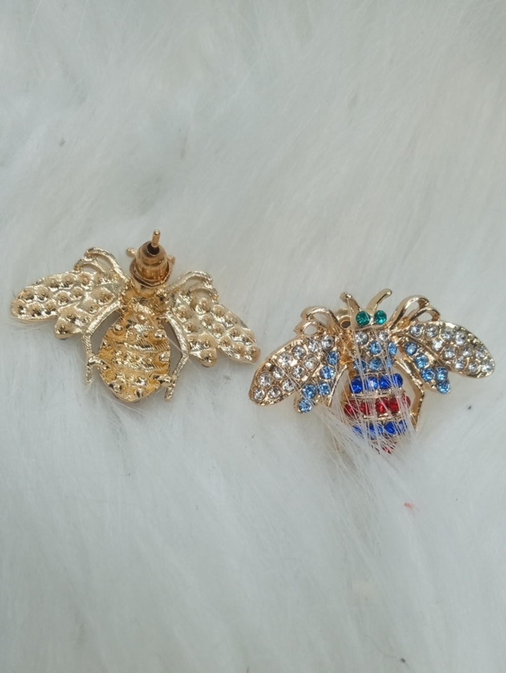 BEDAZZLED BEE POST EARRINGS - Picture 3 of 4